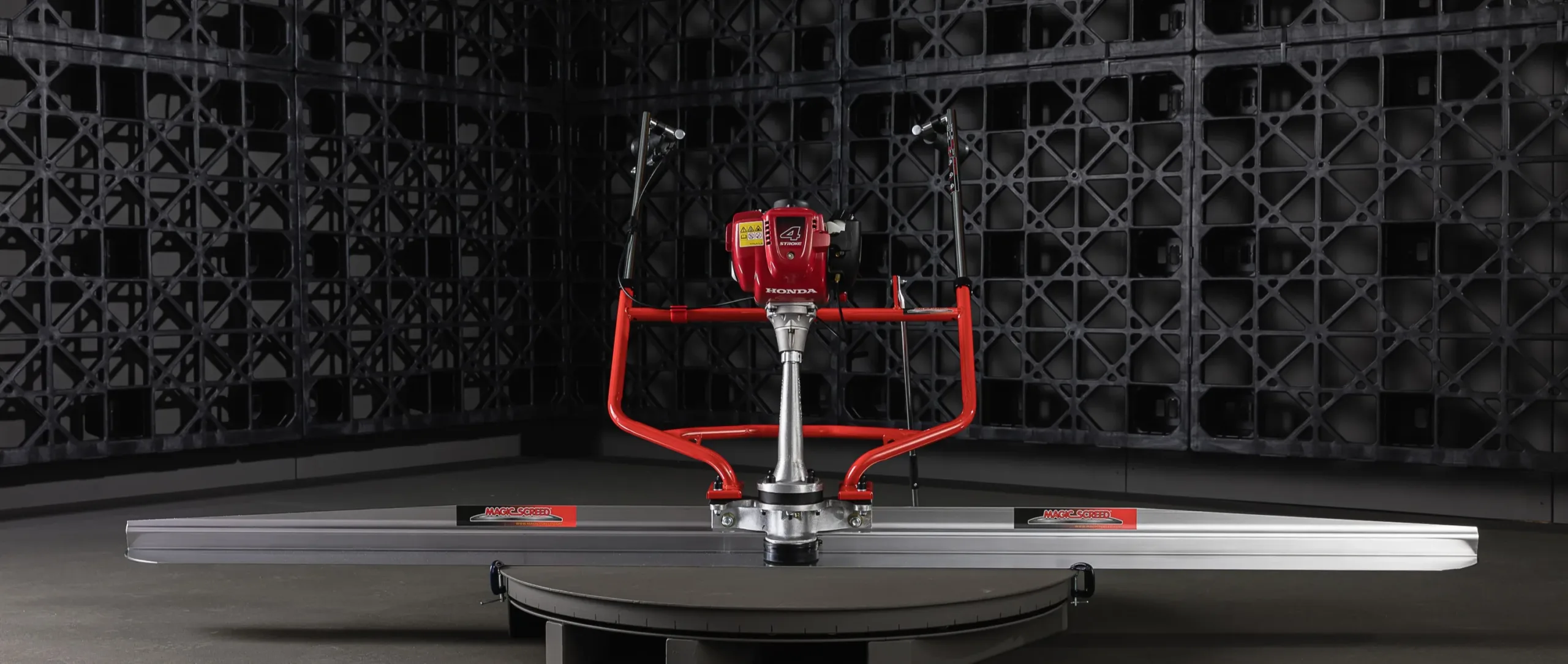 magic screed powered by honda HONDA-POWERED MAGIC SCREED